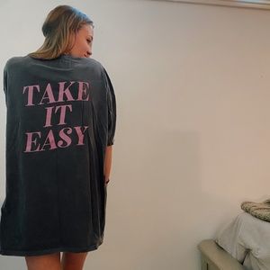 gray "take it easy" tee